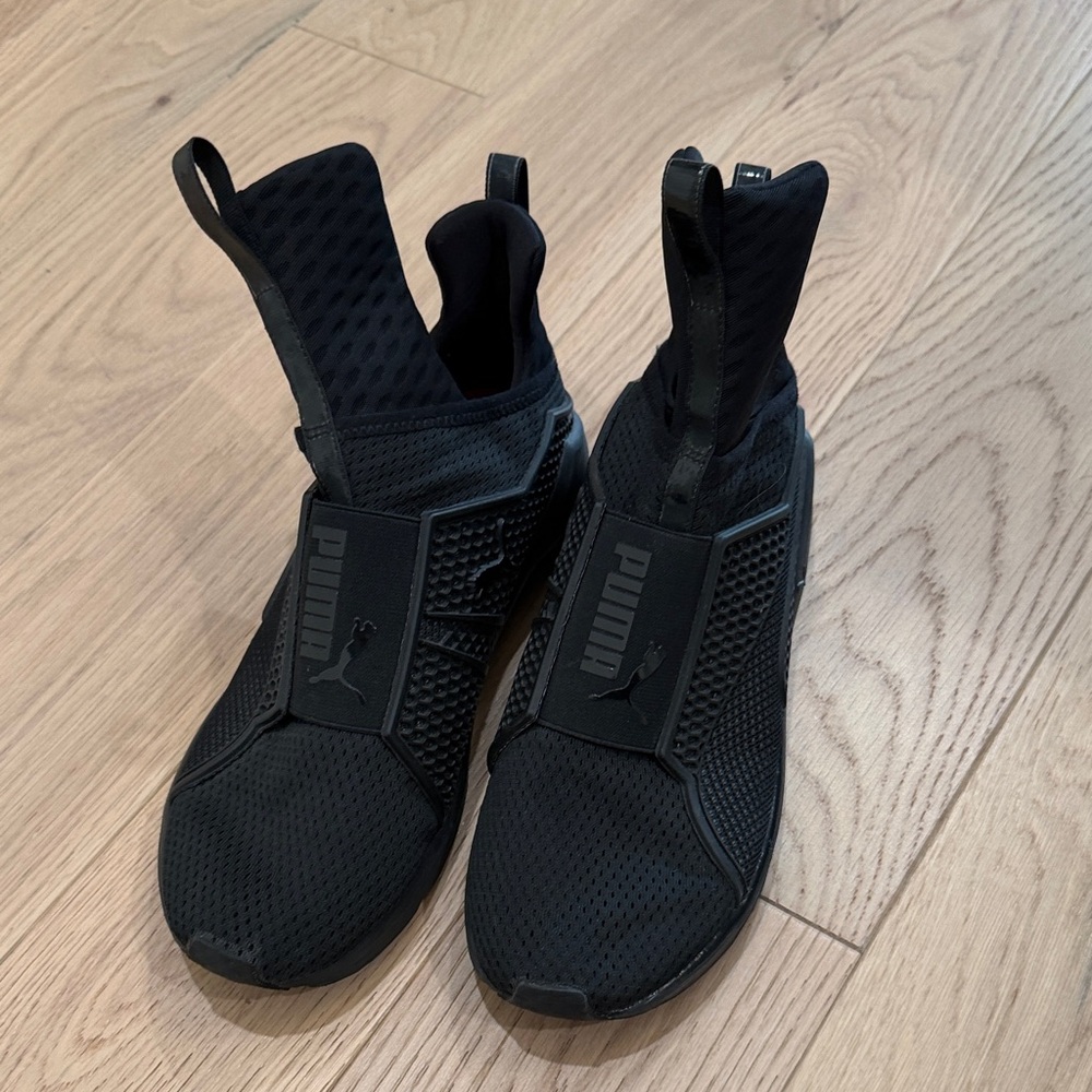 PUMA Black Slip-On Sneakers